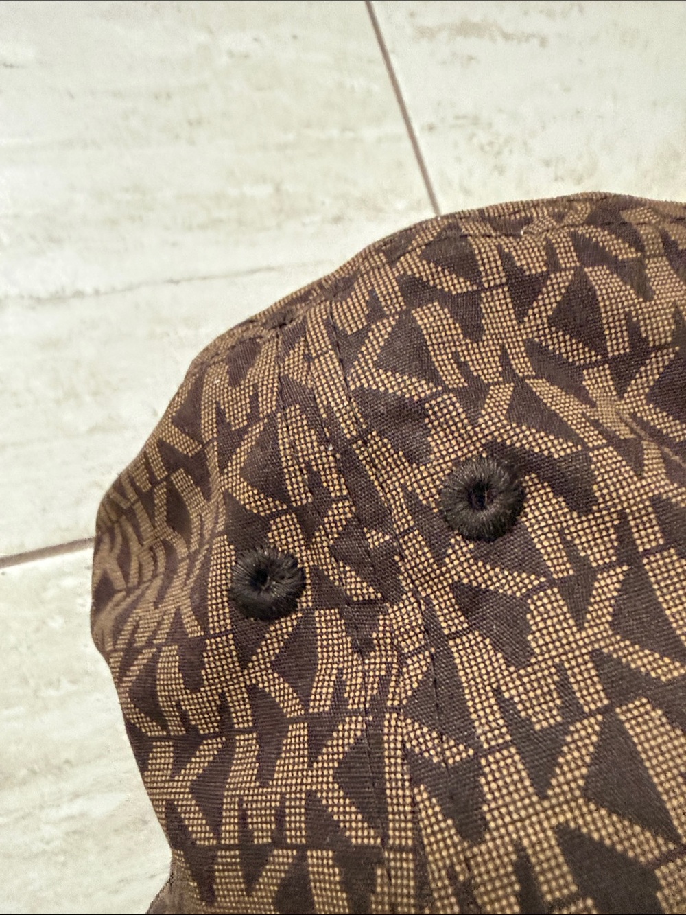 Michael Kors Brown Monogram Bucket Hat.. ladies size s/m.. nwt - Picture 4 of 6